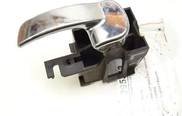 Nissan NP300 Rear door interior handle 