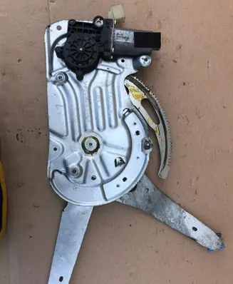 Volvo XC90 Front door window regulator with motor 101353XXX 3069972