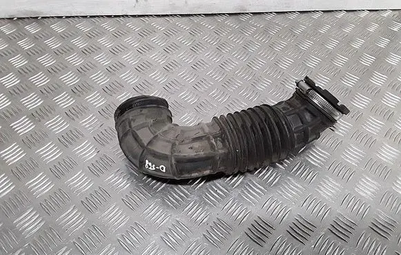 Air intake hose/pipe