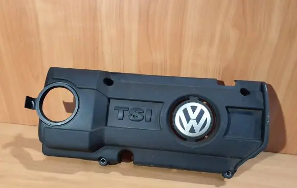 Volkswagen Golf VI Engine cover (trim) 03C103925AA 03C103925AM