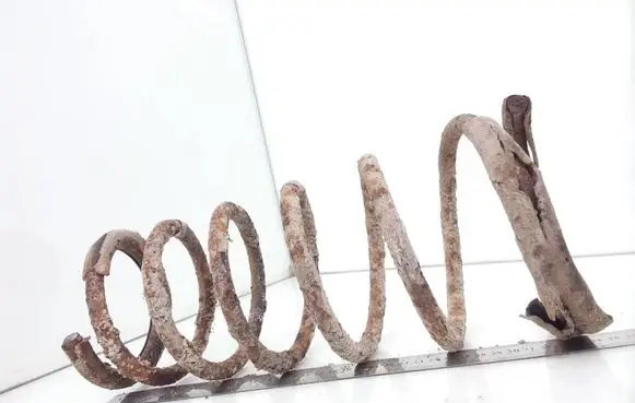 Ford Mondeo MK II Rear coil spring