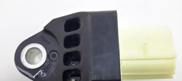 Toyota RAV 4 (XA30) Airbag deployment crash/impact sensor 8983133020
