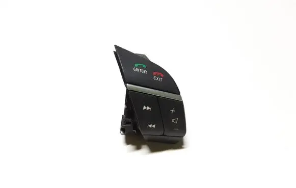 Steering wheel buttons/switches