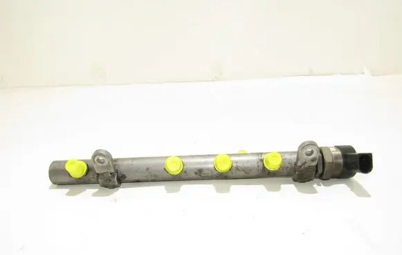 Fuel main line pipe