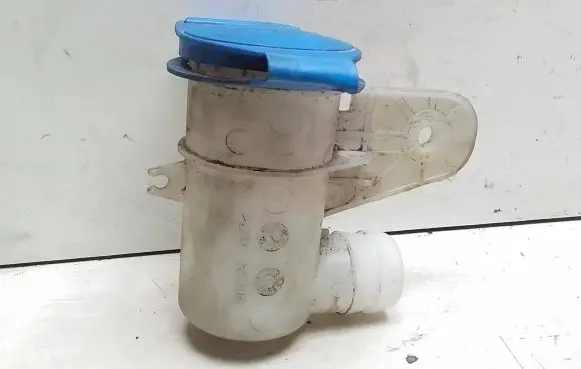 Audi A3 S3 8P Window washer liquid tank fill tube 8D0955455