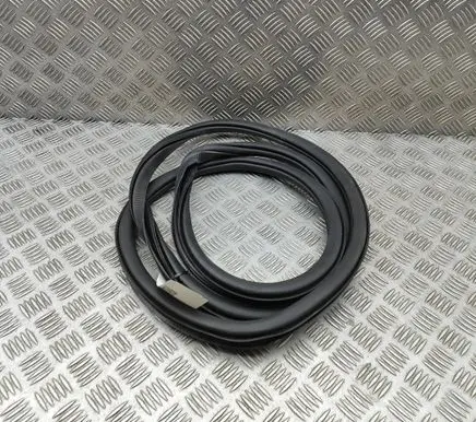 Skoda Kodiaq II Rubber seal rear door 5LG867367B