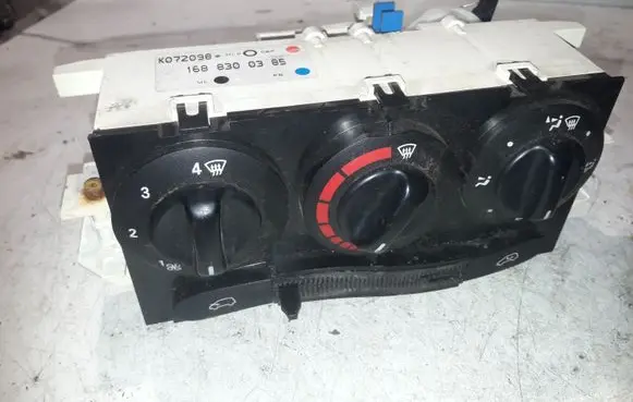 Mercedes-Benz A W168 Climate control unit 1688300385