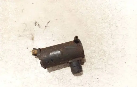 Volvo S80 Windscreen/windshield washer pump