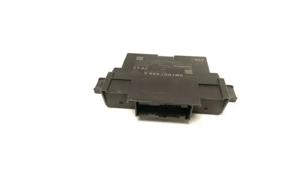 Audi A4 S4 B9 Gateway control module 4M1907468A