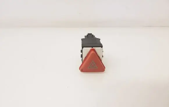Skoda Fabia Mk1 (6Y) Hazard light switch 6Y0953235