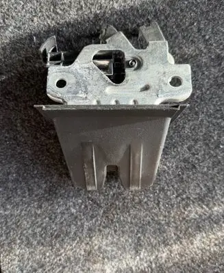 Volkswagen PASSAT B8 Tailgate/trunk/boot lock/catch/latch 3G0827505C 201851140115