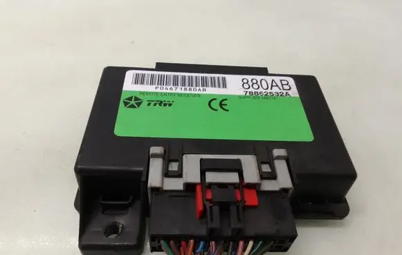 Chrysler PT Cruiser Other control units/modules P04671880AB