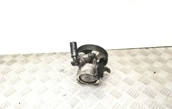 Citroen Berlingo Power steering pump 9665709080 282450744 2255A1