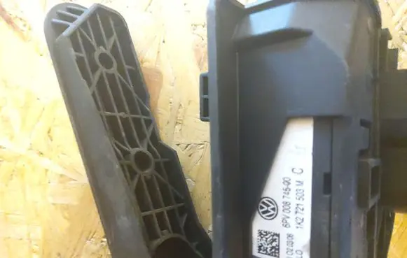 Audi A3 S3 8P Accelerator throttle pedal 1K2721503M 6PV00874500