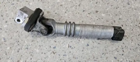 Mercedes-Benz SL R230 Steering column universal joint A2204620378 2204620378