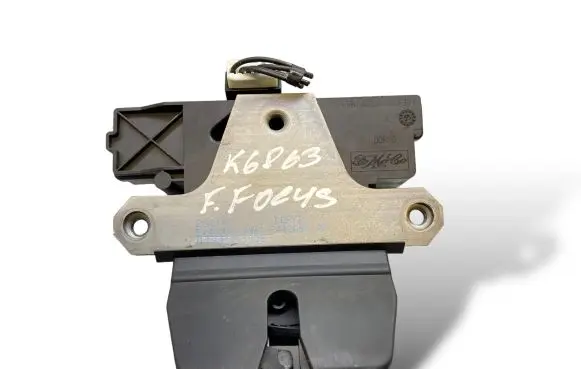 Ford Focus Tailgate/trunk/boot lock/catch/latch 3M51R442A66AP