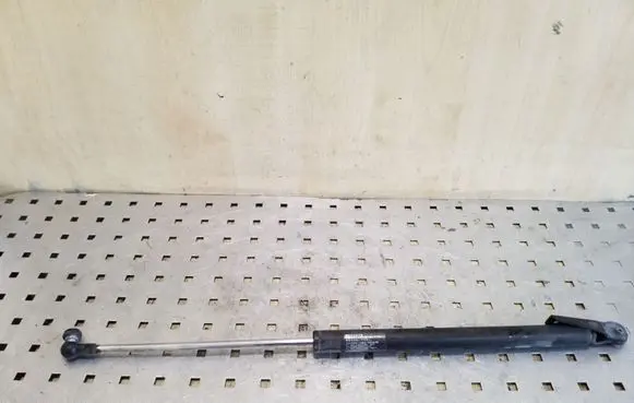 Subaru Forester SG Tailgate/trunk strut/damper