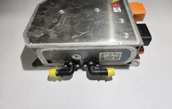 Skoda Citigo Battery control module 5QE915681BP