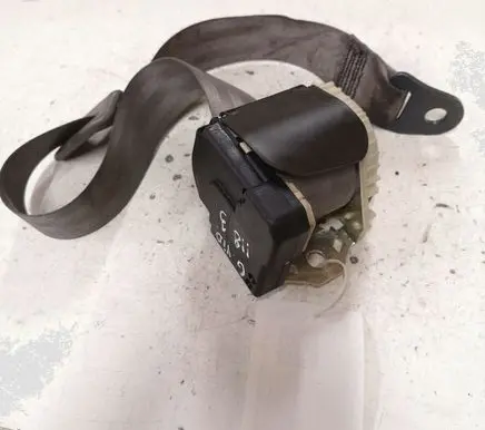 Citroen C5 Middle seatbelt (rear) 33013323