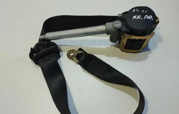 Audi A4 S4 B5 8D Front seatbelt 8D0857705A