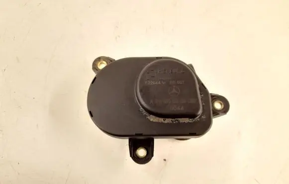 Mercedes-Benz E W211 other engine part 6111500494 6111500694