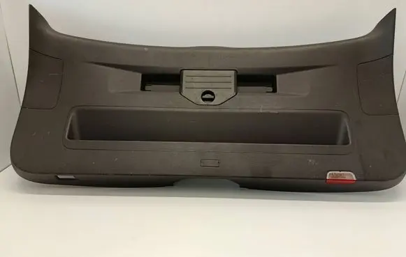 Volkswagen Touareg II Tailgate trim 7P6863291