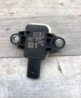 Audi A6 S6 C7 4G Airbag deployment crash/impact sensor 4H0955557 8372RB4