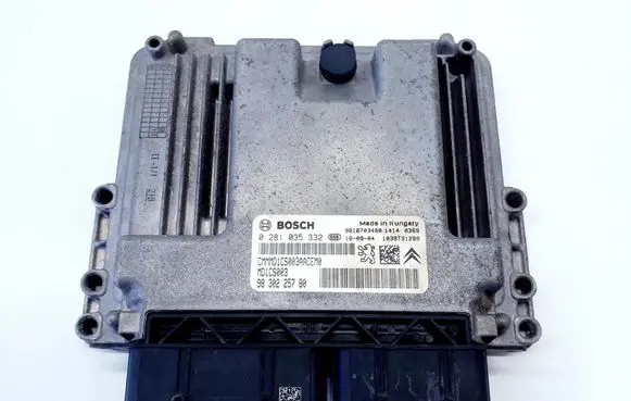 Peugeot 3008 II Engine control unit/module 9830225780 9818703480
