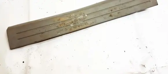 KIA Sorento Front sill trim cover 858703L000