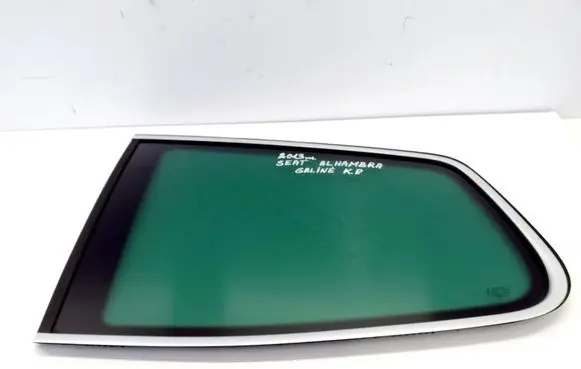 Rear side window