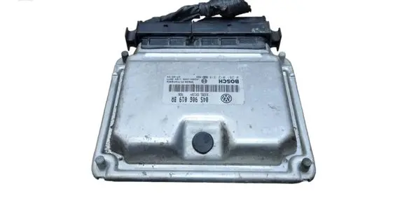 Skoda Fabia Mk2 (5J) Engine control unit/module 045906019BR 0281012318 1039S11626
