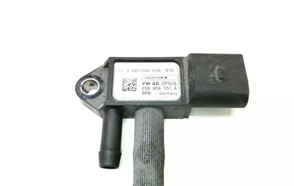Audi A8 S8 D4 4H Exhaust gas pressure sensor 059906051A 0281006006
