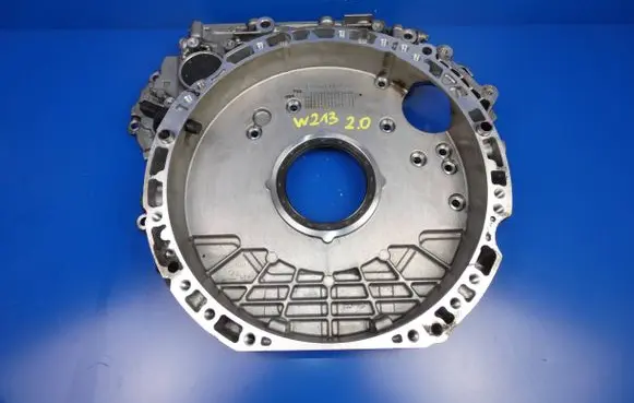 Mercedes-Benz E W213 Timing chain cover A6540108401