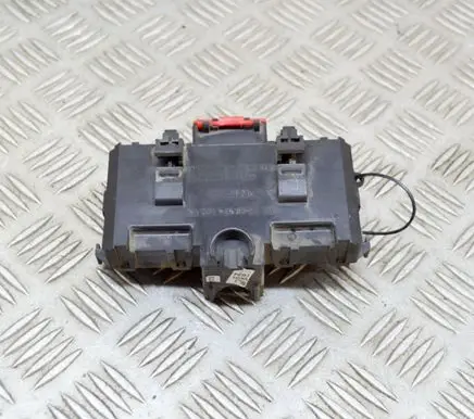 Mercedes-Benz SLK R171 Fuse box set A2035450803 A2035450301