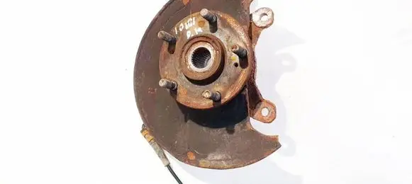 Front wheel hub