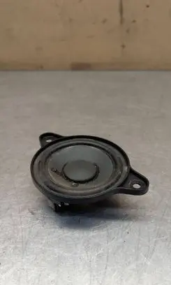 Mercedes-Benz E W211 Panel speaker A2118203002