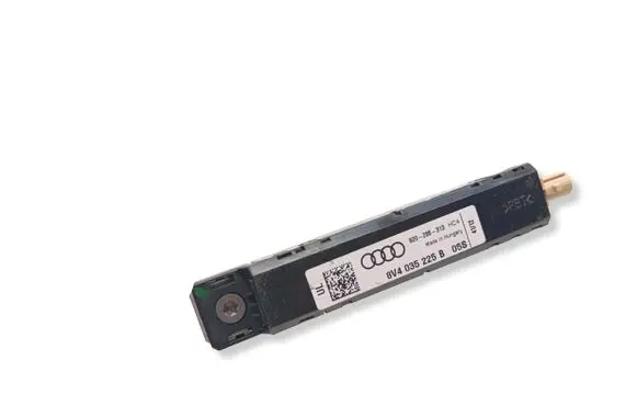 Audi A3 S3 8V Aerial antenna amplifier 8V4035225B