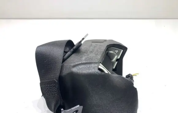 Mini Clubman F54 Rear seatbelt 