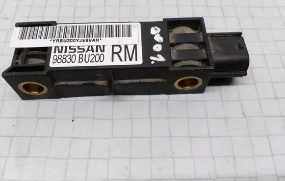 Nissan Almera Tino Airbag deployment crash/impact sensor 98830BU200RM