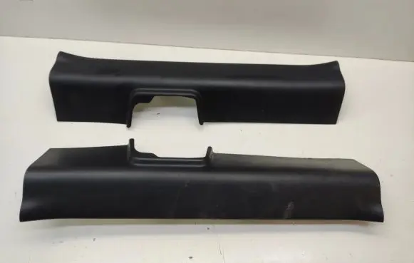 KIA Sportage Front sill trim cover 858813U010 858713U010