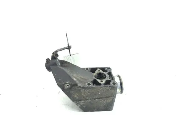 Mercedes-Benz Vito Viano W639 Engine mounting bracket a6462230004