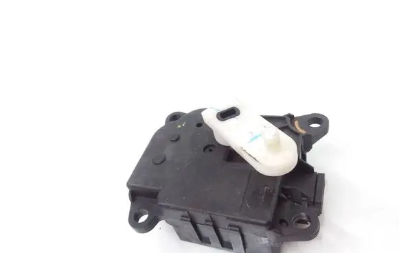 Nissan Pulsar Air flap motor/actuator 277303SB0A 151208A