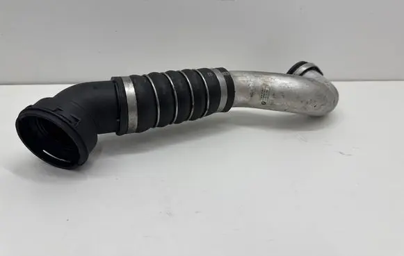 BMW 5 E60 E61 Intercooler hose/pipe 7808414 L21217J803 11884410