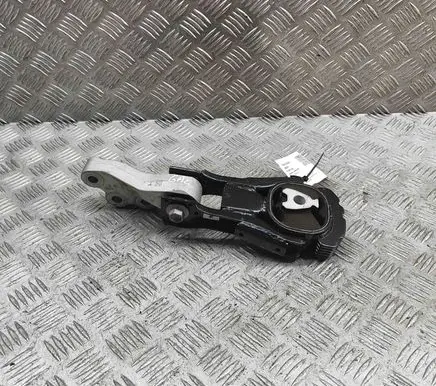 Mazda CX-5 II Engine mount bracket K12339010 KDRA39040