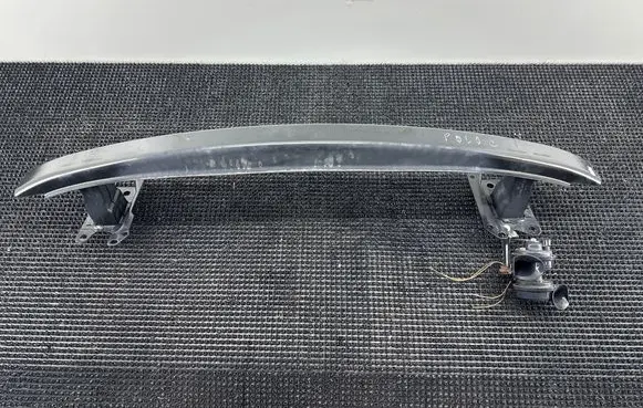 Volkswagen Cross Polo Front bumper cross member 6Q0806563 6Q0806564A