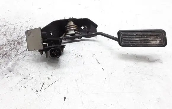 Toyota Corolla E120 E130 Accelerator throttle pedal