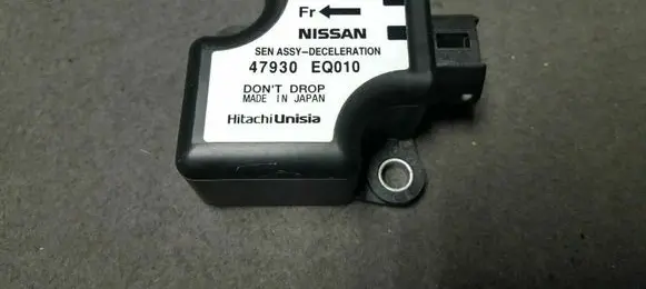 Nissan X-Trail T30 ESP acceleration yaw rate sensor 47930EQ010