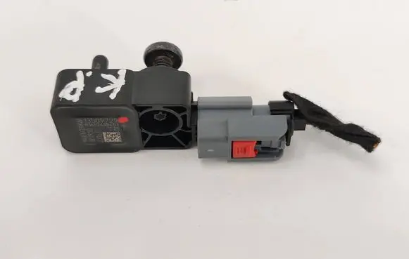 Opel Insignia A Airbag deployment crash/impact sensor 13509729 1682405453
