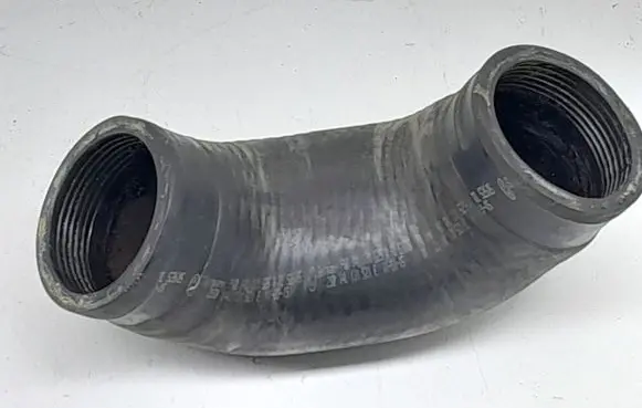 Volkswagen Golf VII Intercooler hose/pipe 04L131521E