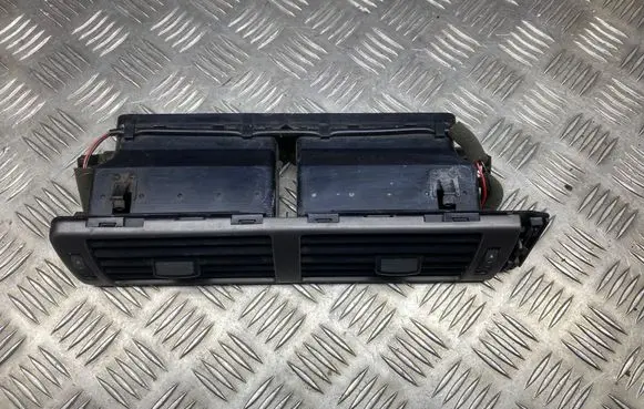 Audi A6 S6 C5 4B Dash center air vent grill 4B1820951